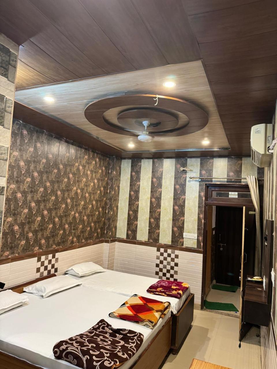 Hotel Aapno Shyam And Restaurant Khatu Exterior photo