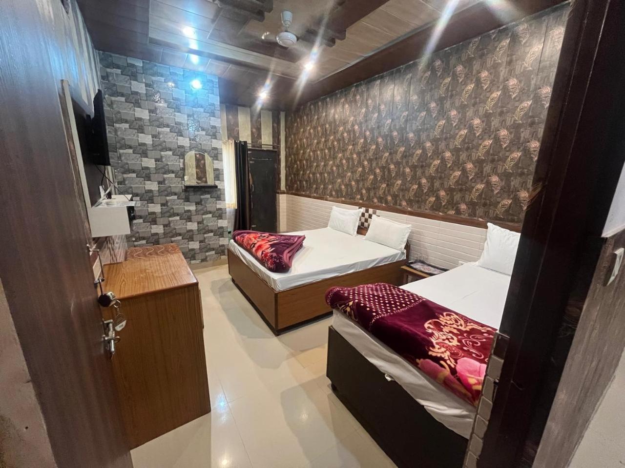 Hotel Aapno Shyam And Restaurant Khatu Exterior photo